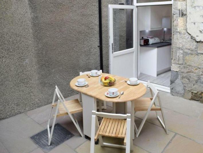 Courtyard Holiday Apartments Inverkeithing Exterior foto